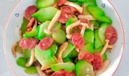 炒扶手瓜是否去皮吃,去皮还是不去皮，营养与口感大揭秘