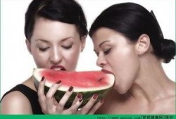 晚上吃瓜会长胖吗,揭秘体重增加的真相