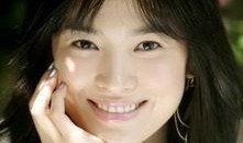 宋慧乔最新吃瓜照片,这是要回归荧幕了吗？