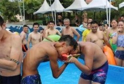 吃瓜深夜泳池,揭秘娱乐圈幕后故事