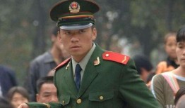 豆瓣王牌部队吃瓜,王牌部队背后的吃瓜真相，揭秘军旅生活点滴