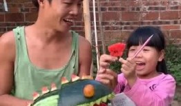 哥哥不让妹妹吃瓜,妹妹的瓜果之恋