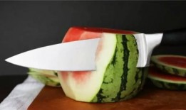 公司里吃瓜,揭秘职场八卦背后的真相