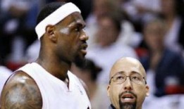 吃瓜群众詹姆斯