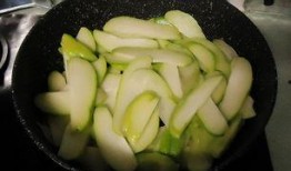 进口瓜参怎么吃,进口瓜参的多样食法探索