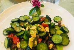 脆瓜牛肉的脆瓜可以吃吗,美味可口的食用指南