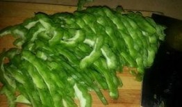 发烧吃凉瓜好吗,发烧期间食用凉瓜的适宜性探讨